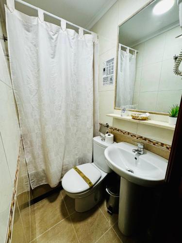 Single Room image 4