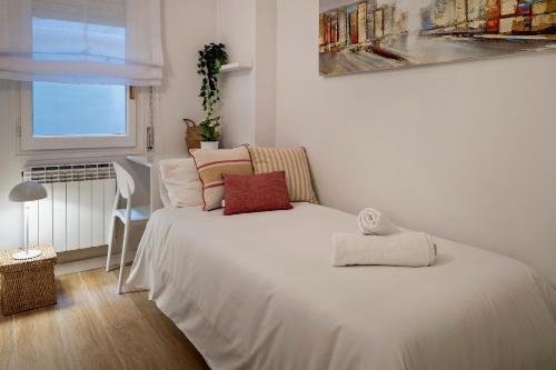 Habitat Apartments Arenas Parc