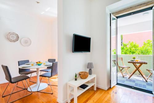 Olarias Terrace Lisbon 1