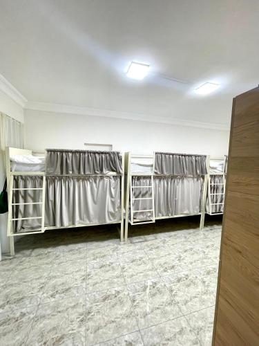 SANTORINI hotel & hostel – Yerevan
