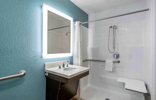 Extended Stay America Suites - Clearwater