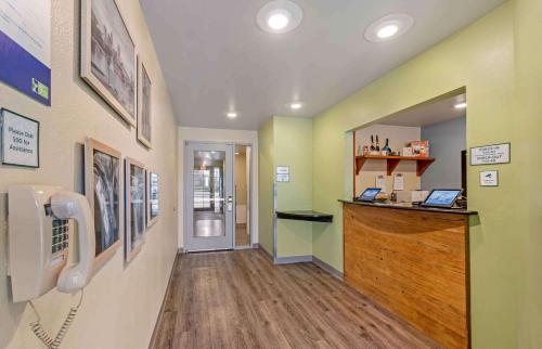 Extended Stay America Select Suites - Indianapolis - Greenwood in Greenwood, USA