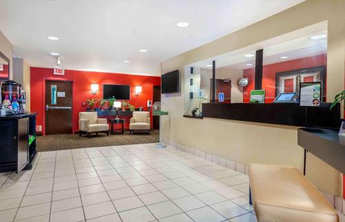 Extended Stay America Suites - Philadelphia - Cherry Hill in Maple Shade, USA