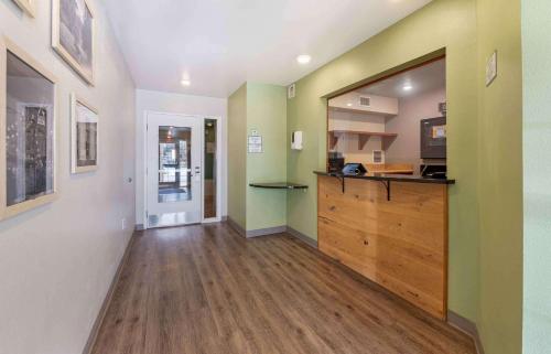 Extended Stay America Select Suites - Cincinnati - Florence - Airport - image 8