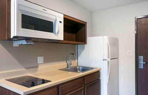 Extended Stay America Suites - Providence