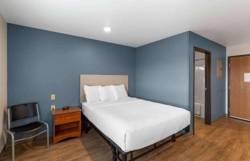 Extended Stay America Select Suites - Firestone Room Type - Standard Queen Room - Non Smoking