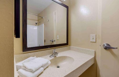 Extended Stay America Suites - Fayetteville - Owen Dr.