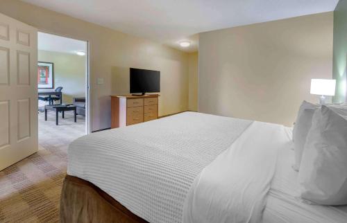 Extended Stay America Select Suites - Raleigh - RTP - 4610 Miami Blvd