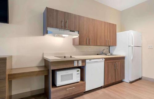 Extended Stay America Premier Suites - Greenville - Woodruff Road