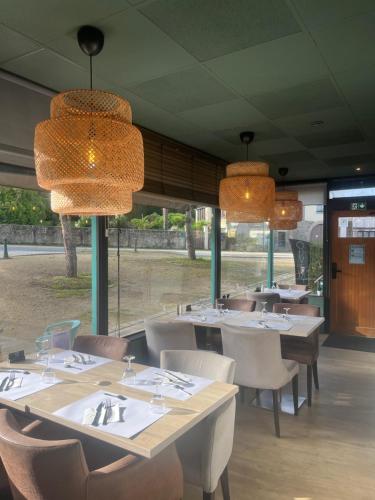 ห้องอาหาร, Le petit Montmartre in ดีนาร์