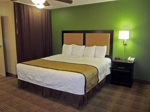 Extended Stay America Suites - Philadelphia - Plymouth Meeting - East