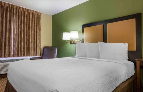 Extended Stay America Suites - Pittsburgh - West Mifflin