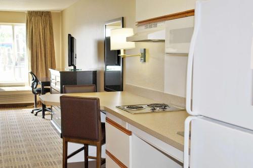 Extended Stay America Suites - Cleveland - Beachwood - Orange Place - North