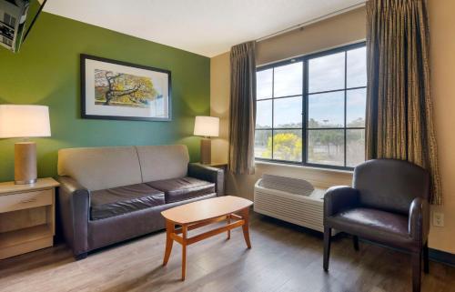 Extended Stay America Suites - Melbourne - Airport