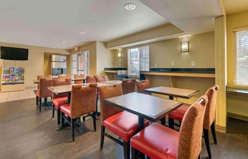 Extended Stay America Suites - Orlando - Convention Center - Universal Blvd