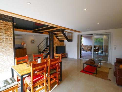 Gîte de Saint Marcel (Gite de Saint Marcel) in L'Isle-d'Abeau