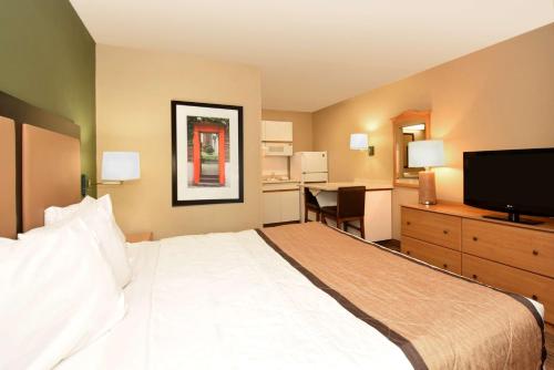 Extended Stay America Suites - Tampa - North Airport near Tampa International Airport