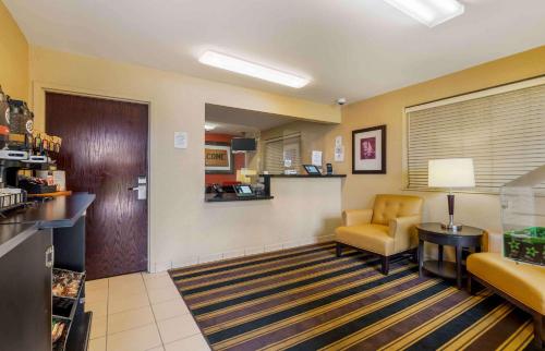 Előcsarnok, Extended Stay America Suites - Fort Lauderdale - Cypress Creek - Andrews Ave. in Fort Lauderdale (Florida)