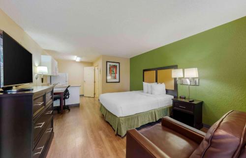 Extended Stay America Suites - Fort Lauderdale - Cypress Creek - Andrews Ave.