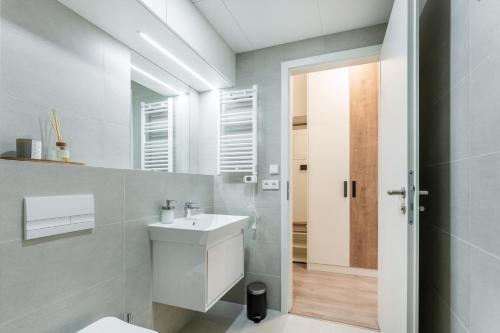 Rentero MyMozart Apartments Prague, Prague (photo 9)