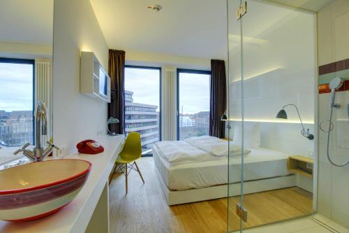 hotel photo