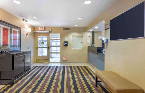 Extended Stay America Suites - Boston - Waltham - 32 4th Ave.