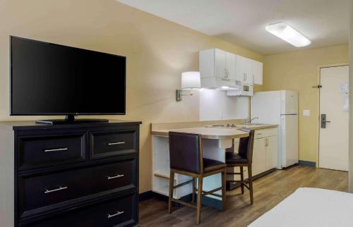 Extended Stay America Suites - Boston - Waltham - 52 4th Ave