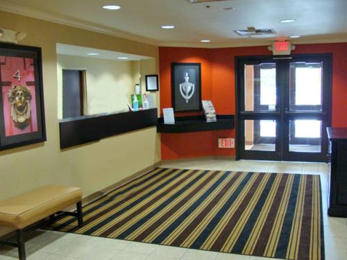 Extended Stay America Suites - Elizabeth - Newark Airport