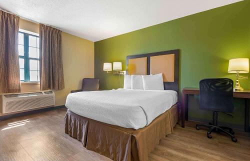 Studio 6 Corporate Extended Stay Buffalo Amherst NY – Amherst, NY
