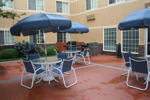 Extended Stay America Suites - Providence - Airport