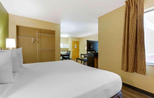 Extended Stay America Suites - Washington, D.C. - Fairfax