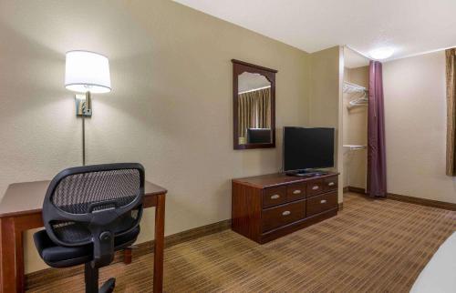 Extended Stay America Suites - Champaign - Urbana