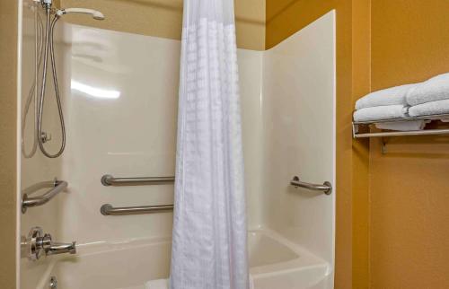 Extended Stay America Suites - Champaign - Urbana