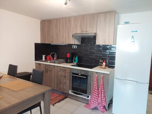 Pélican duplex avec piscine commune dans résidence, Marigot (foto 9)