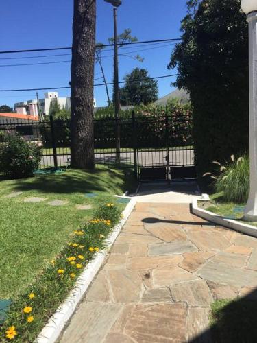 Casa a 200m playa mansa ideal p/ flia con niños (Casa a 200m playa mansa ideal p/ flia con ninos) in Cantegril