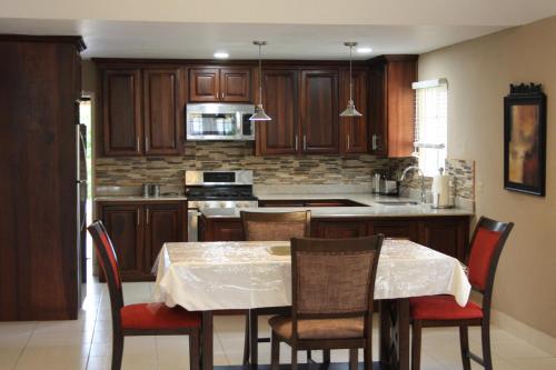 cuisine, Soleil Hartland Palms in Priory