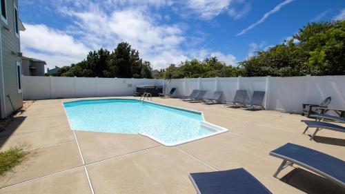 Oceanside, Private Pool, Hot Tub, Close to Beach! OS511B, Just Napping, Королла (фото 4)