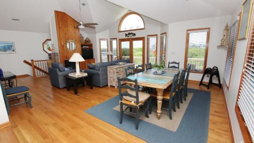 Oceanside, Hot Tub, Screened porch, Close to Beach, OS9H, Starfisher, Corolla (photo 9)