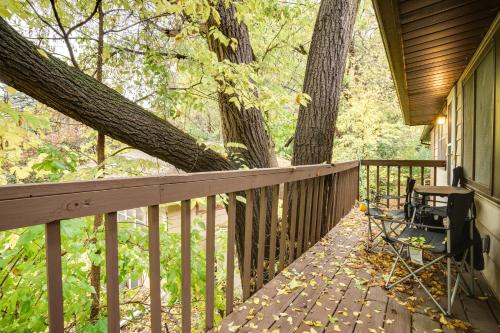Pet-Friendly St Paul Home Fireplace and Office Area in Mendota, USA