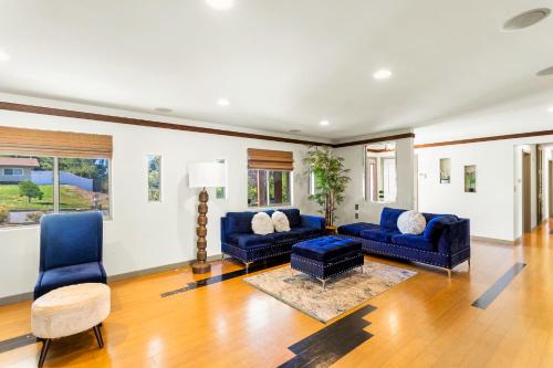 Luxury Executive Home in Redlands, USA