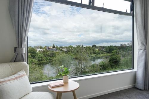 Experience The Magic of Riverside Living - 5 beds - Hamilton