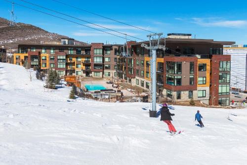 Lift by All Seasons Resort Lodging