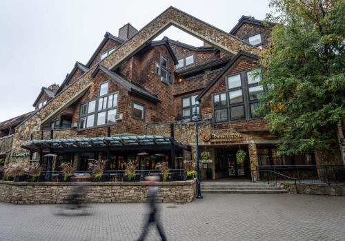 Executive Inn Whistler in Whistler, Canada