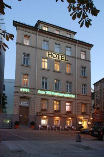 Hotel am Wilhelmsplatz - image 8