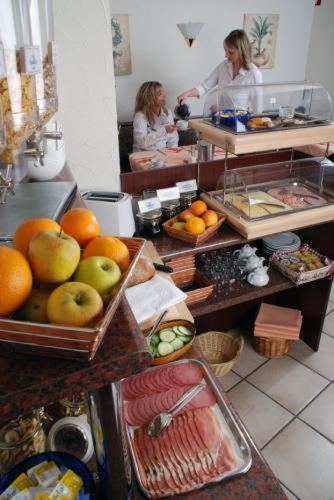 Hotel am Wilhelmsplatz - image 12
