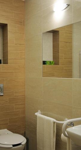 2 bedrooms, 3 beds