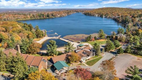 The Lodge Luxury Resort At Lake Harmony Lake Harmony