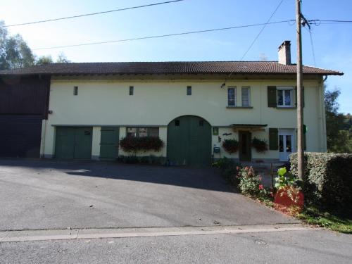 Gîte Ban-sur-Meurthe-Clefcy, 5 pièces, 9 personnes - FR-1-589-6