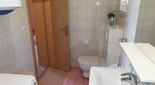 Vannituba, Family friendly house with a swimming pool Marija Bistrica - Zagorje - 21735 in Marija Bistrica