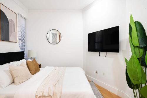 403-2E Newly Renovated Studio UES, Нью-Йорк (фото 7)